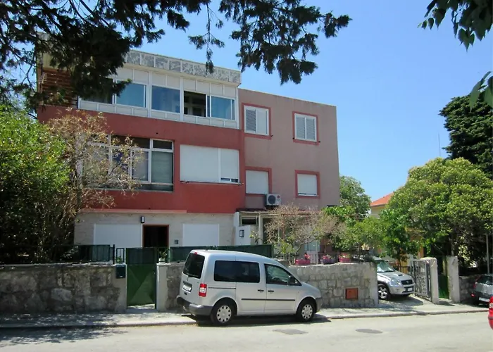 Apartman Retreat @ Town Center W/terrace Split